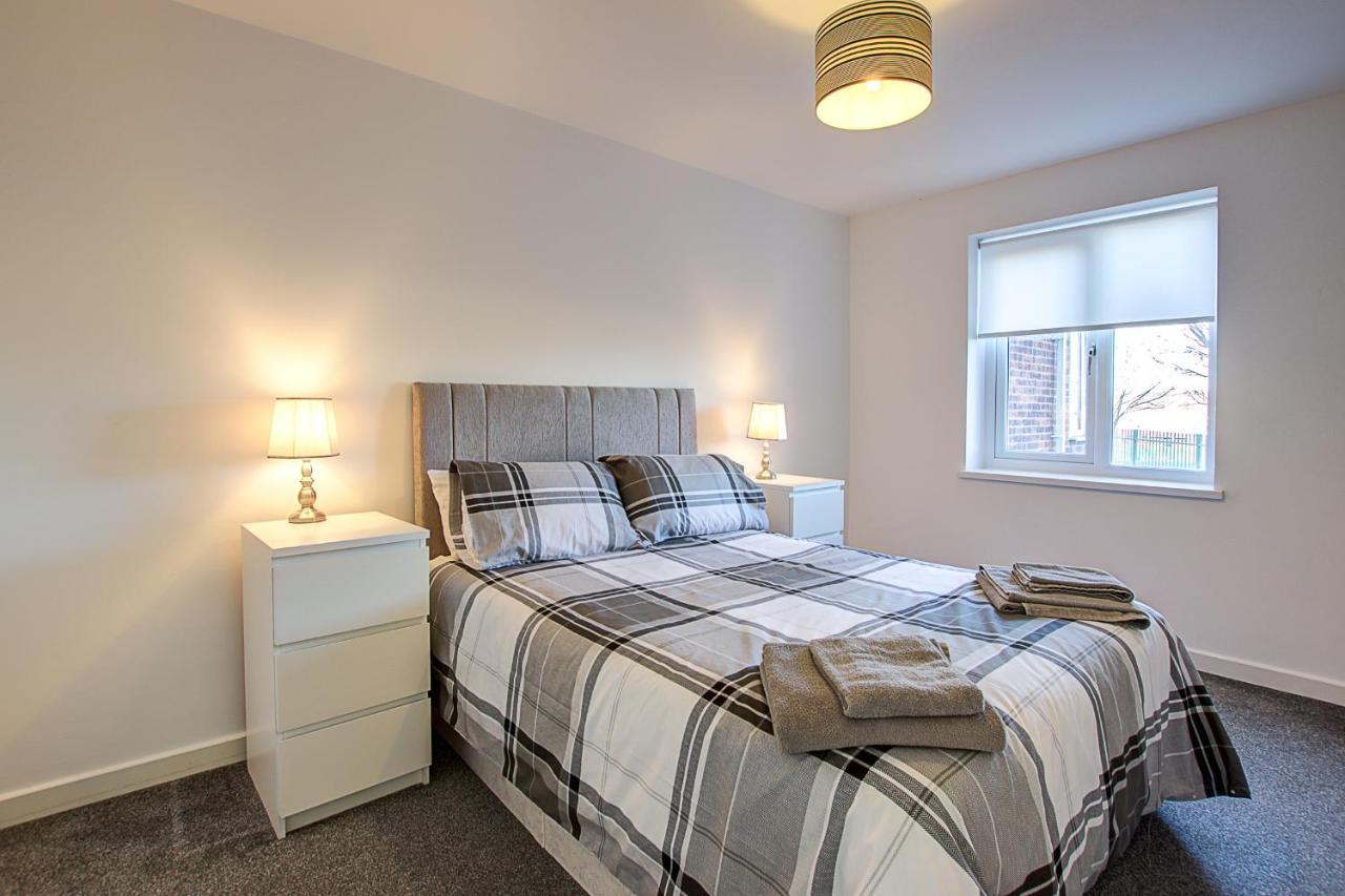 Sunderland Short Stays 2 Bedroom Apartment Free Parking Fulwell Sr6 Dış mekan fotoğraf