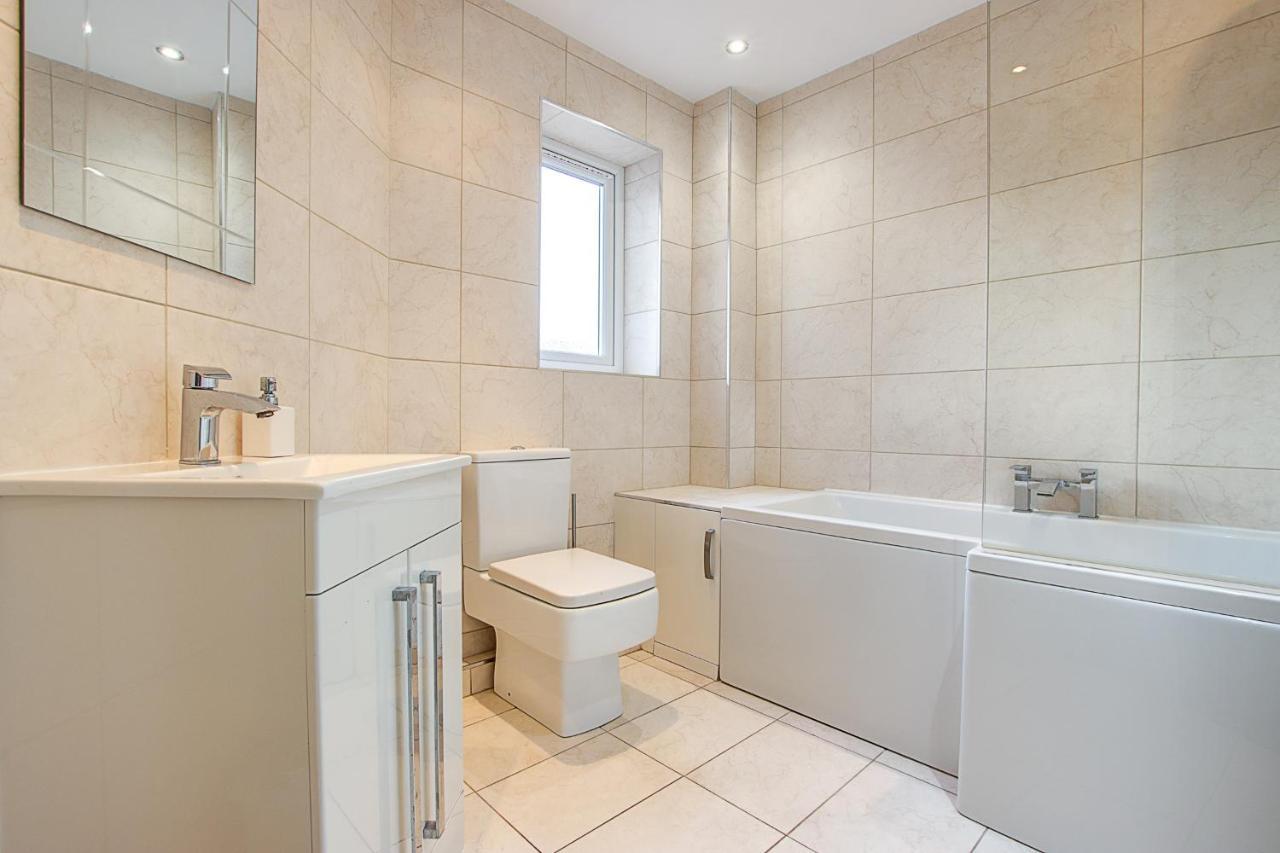 Sunderland Short Stays 2 Bedroom Apartment Free Parking Fulwell Sr6 Dış mekan fotoğraf