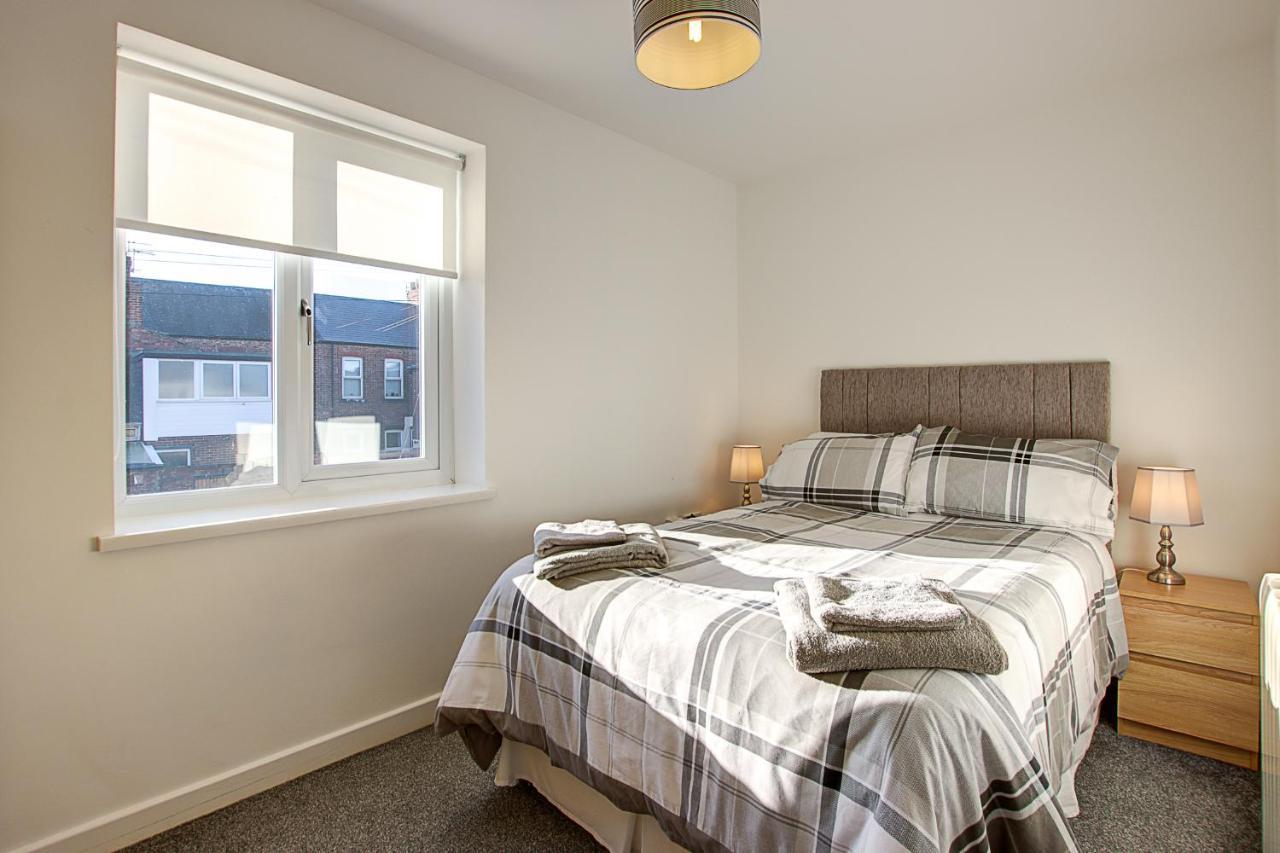 Sunderland Short Stays 2 Bedroom Apartment Free Parking Fulwell Sr6 Dış mekan fotoğraf