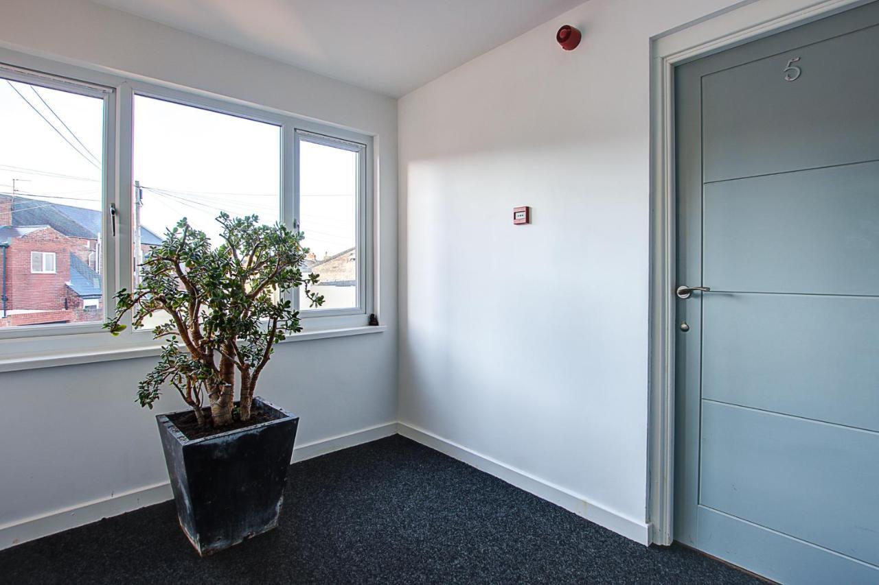 Sunderland Short Stays 2 Bedroom Apartment Free Parking Fulwell Sr6 Dış mekan fotoğraf