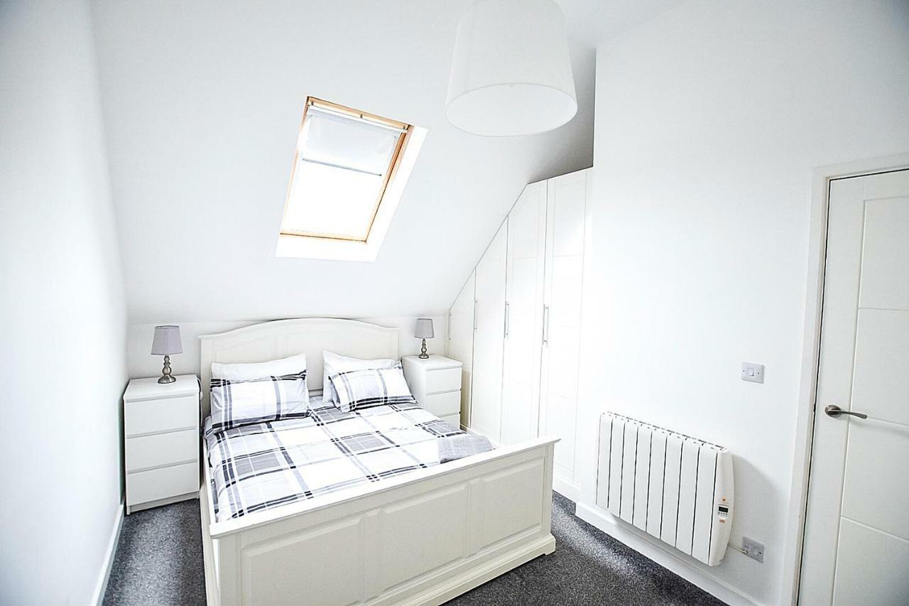 Sunderland Short Stays 2 Bedroom Apartment Free Parking Fulwell Sr6 Dış mekan fotoğraf